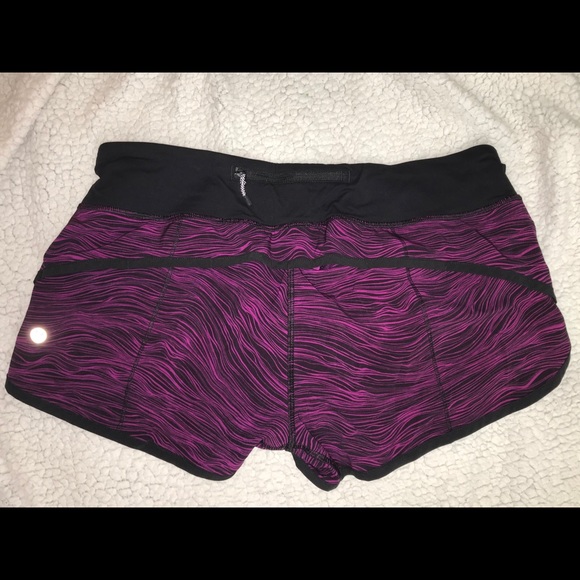 lululemon speed up shorts size:8 - Picture 2 of 3